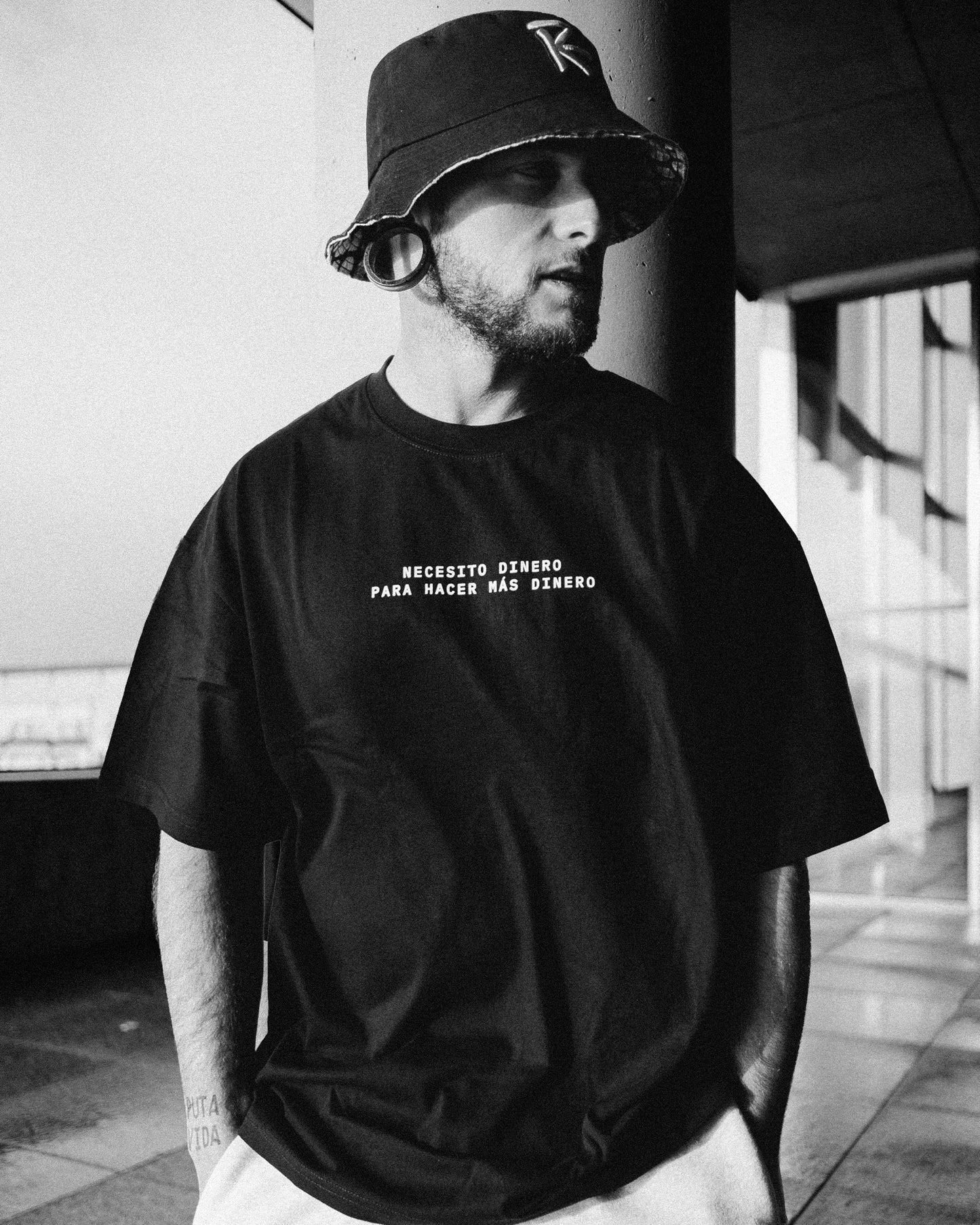 Camiseta "I Need Money"